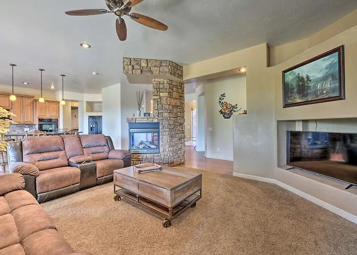 Game & Community Amenities: Home! * Overgaard