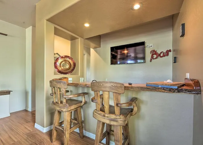 Holiday home Game & Community Amenities: Home! Overgaard