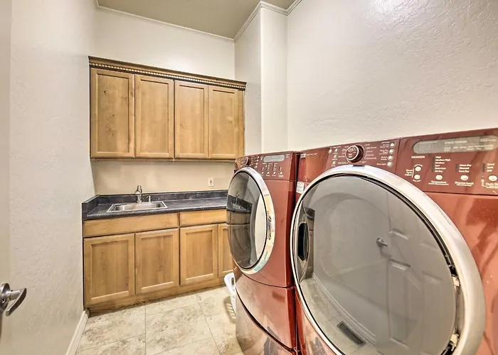 Game & Community Amenities: Home! * Overgaard