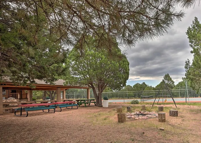 Holiday home Game & Community Amenities: Home! Overgaard